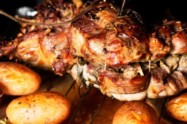 Patates ile ev yapımı kuzu