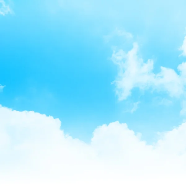 Nublado céu azul fundo abstrato — Fotografia de Stock