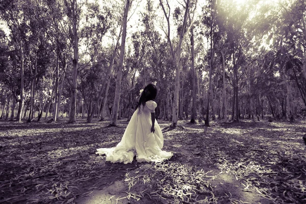 Scary Woman in the Wood Part 4,Bride of Horror — Stock Photo, Image