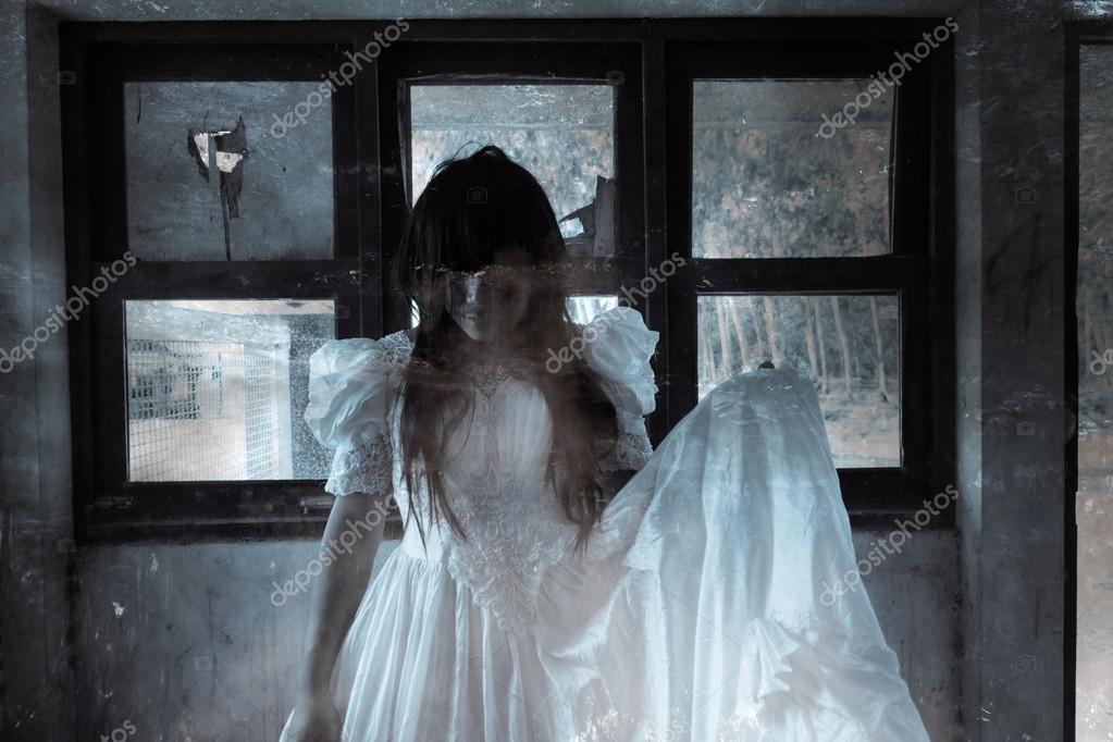 Невеста Мертвых Стоковое Фото ©lighthouse 93627512