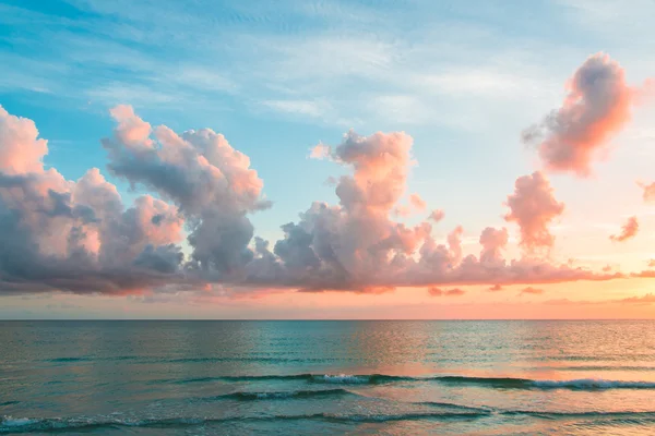 Tramonto sull'Oceano Atlantico — Foto Stock