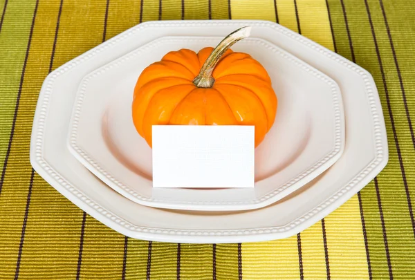 Autumn Thanksgiving dinner table setting with decorative pumpkin — Stock Photo, Image