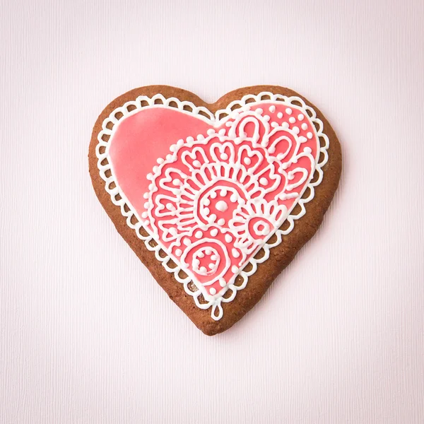 Home-baked and decorated heart shaped cookie — Stock Photo, Image