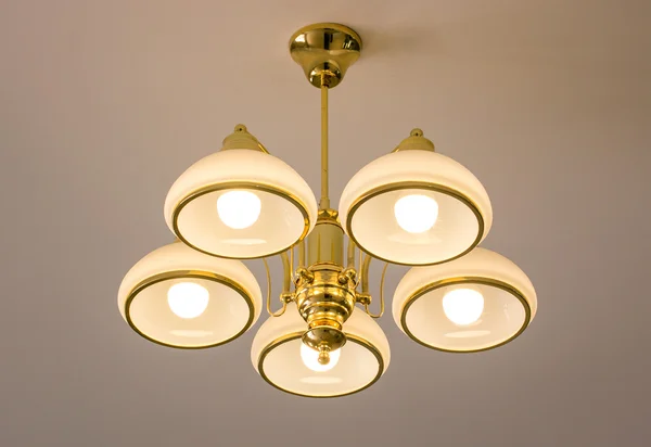 室内装飾のためのシーリング ランプ — ストック写真