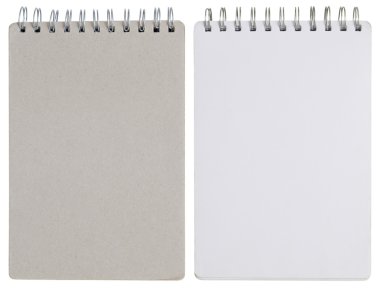 izole kırpma yolu ile beyaz üzerinde boş spiral defter