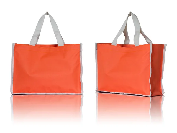 Shopping bag arancione su sfondo bianco — Foto Stock