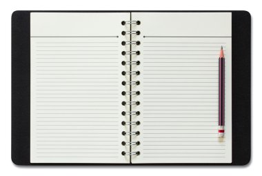 boş spiral defter ve kalem üzerinde beyaz izole