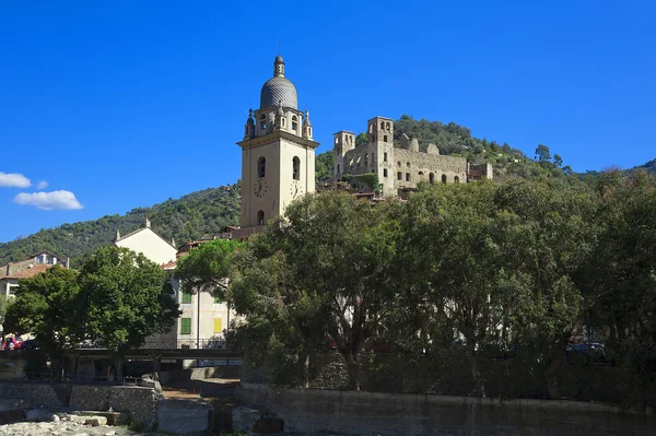 A szép kis város dolceacqua, közel San Remo, liguria, én — Stock Fotó