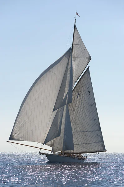 Ancient sailing boat during a regatta at the Panerai Classic Yac — Stock Photo, Image