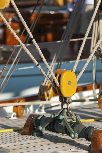 Antica barca a vela durante una regata al Panerai Classic Yac — Foto Stock