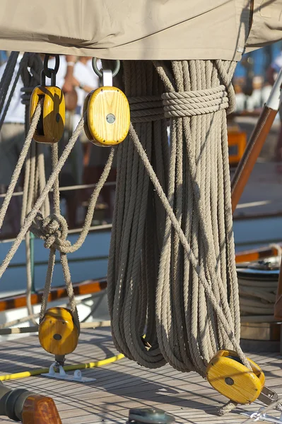 Antica barca a vela durante una regata al Panerai Classic Yac — Foto Stock