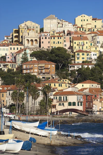 La hermosa ciudad de Liguria de Porto Maurizio, Imperia, Italia — Foto de Stock