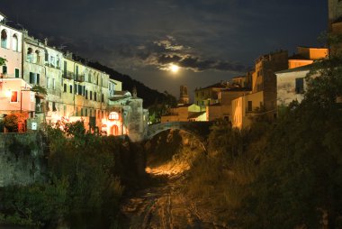 Dolcedo, Imperia yakınlarında güzel bir köy