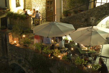 Dolcedo, Imperia yakınlarında güzel bir köy