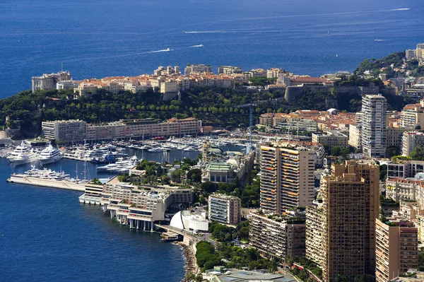 Скала город principaute Монако и Монте-Карло в й — стоковое фото