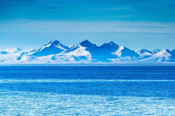 Paisagem Norway Gelo Natureza Geleira Montanhas Spitsbergen Longyearbyen Svalbard Oceano — Fotografia de Stock