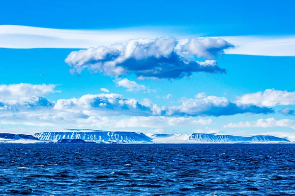 Paisagem Norway Gelo Natureza Geleira Montanhas Spitsbergen Longyearbyen Svalbard Oceano — Fotografia de Stock