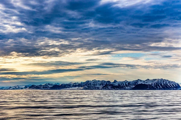 Paisagem Norway Gelo Natureza Geleira Montanhas Spitsbergen Longyearbyen Svalbard Oceano — Fotografia de Stock