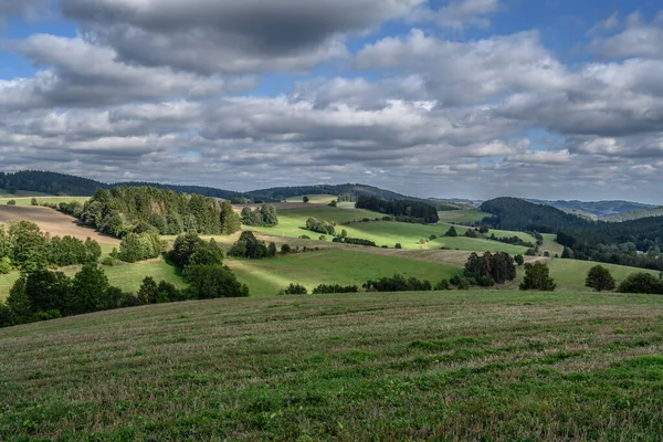 捷克共和国Vysocina地区美丽多样的绿色景观 — 图库照片