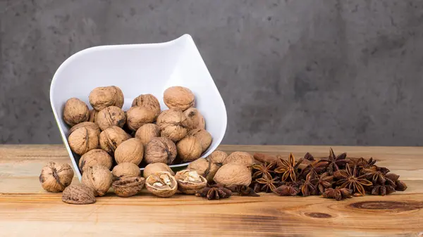 Nuts and shells. — Stock Photo, Image