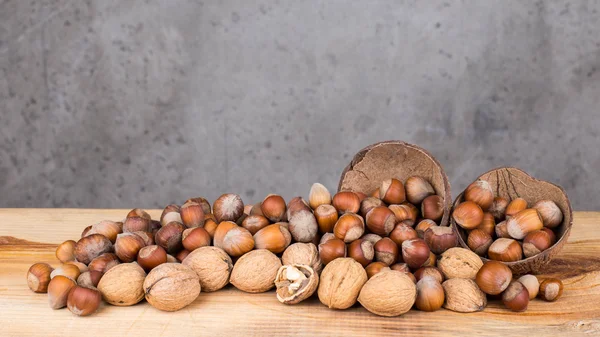 Nuttige noten voor gezondheid — Stockfoto