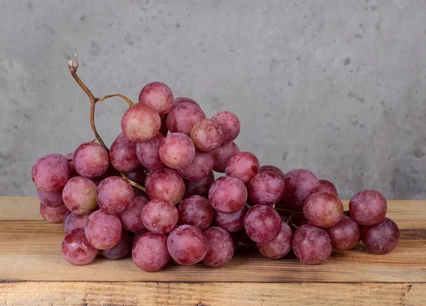 Grapes and jug — Stock Photo, Image