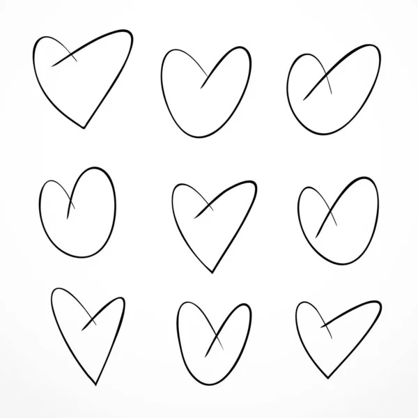 Conjunto de corazones de garabato negro dibujados a mano. Símbolo de amor — Vector de stock