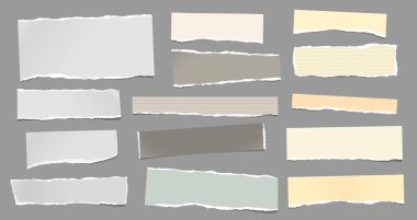 Beyaz, sarı yırtık not, not defteri kağıdı parçaları metin, reklam ya da tasarım için koyu gri arka planda. Vektör illüstrasyonu