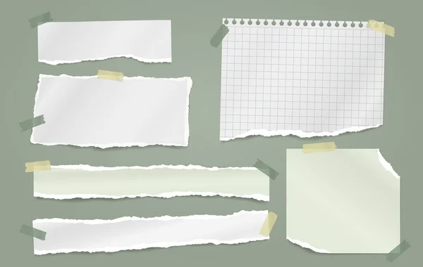 Set de notas blancas y verdes desgarradas, rayas de papel de cuaderno pegadas con cinta adhesiva sobre fondo verde para texto, publicidad. Ilustración vectorial — Archivo Imágenes Vectoriales