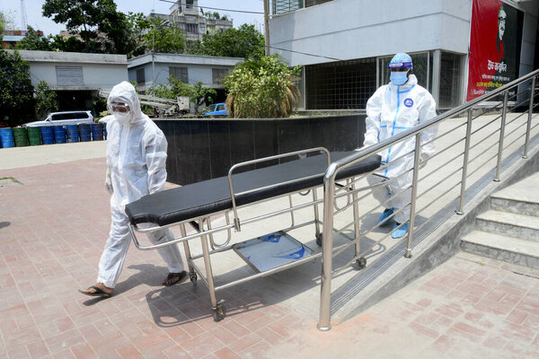 Helthworkers Seen Dhaka North City Corporation Covid Dedicated Hospital Dhaka — Stock Photo, Image