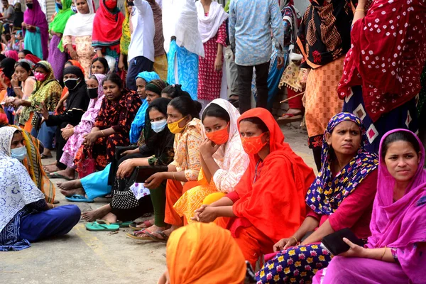 Garments Workers Binni Garments Limited Stage Roadblock Demonstration Demanding Due — Stock Photo, Image