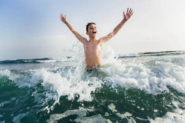 Happy Child Playing Sea Kid Having Fun Outdoors Summer Vacation — Stock Photo, Image
