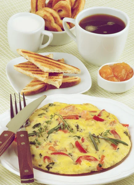 Desayuno clásico abundante — Foto de Stock