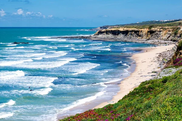 Vista Spettacolare Praia Matadouro Con Surfisti Non Riconosciuti Sull Oceano — Foto Stock