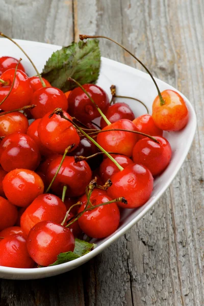 Cerezas dulces al maraschino — Foto de Stock