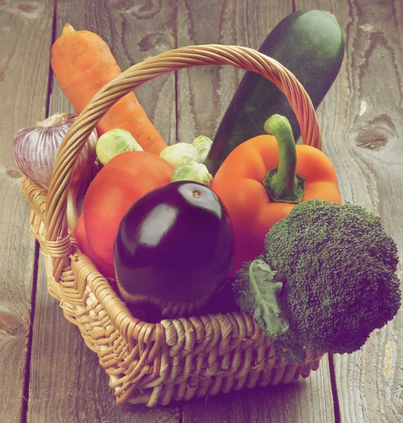 Cesta de verduras — Foto de Stock