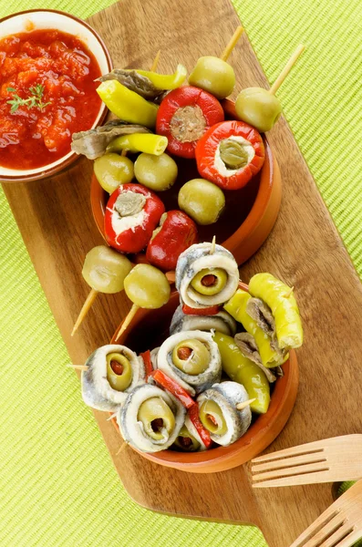 Leckere spanische Snacks — Stockfoto