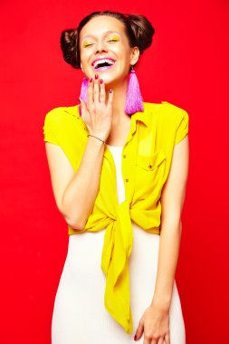 rahat renkli canlı hipster yaz giysileri moda hipster kız