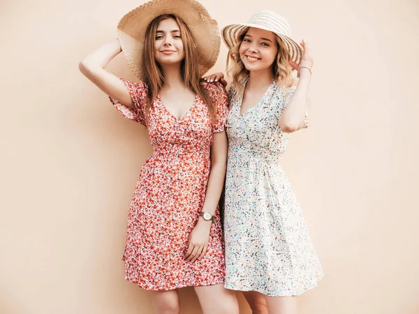 Two Young Beautiful Smiling Hipster Female Trendy Summer Sundress Sexy — Stock Photo, Image