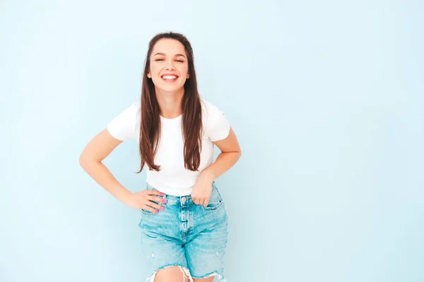 Jeune Belle Femme Souriante Dans Des Vêtements Tendance Été Hipster — Photo