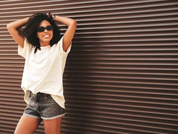 Beautiful Black Woman Afro Curls Hairstyle Smiling Hipster Model White — Stock Photo, Image