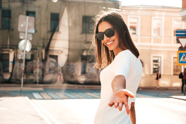 Young Beautiful Smiling Hipster Woman Trendy Summer Sundress Sexy Carefree — Stock Photo, Image