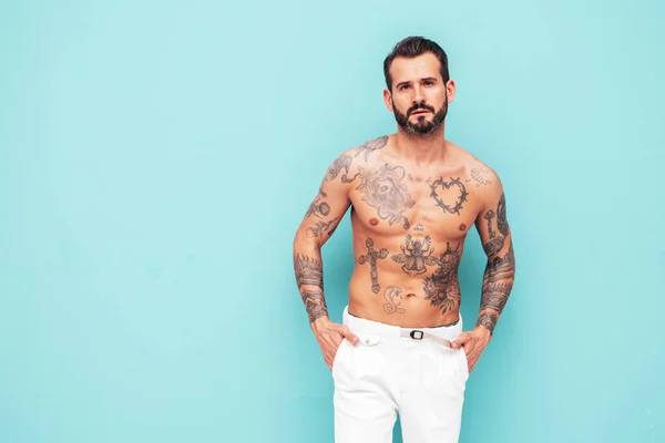 Retrato Guapo Confiado Modelo Hipster Lambersexual Con Estilo Hombre Moderno — Foto de Stock