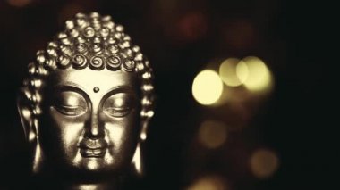 Buda 'nın karanlık arkaplanının görüntüleri 