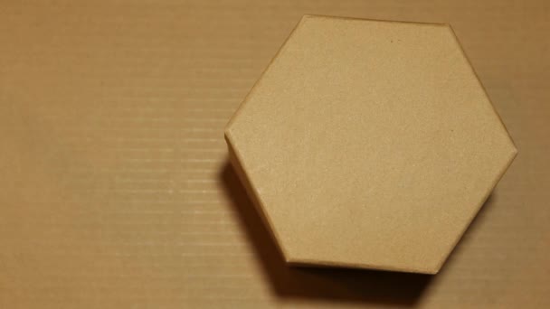 トロリーハンドパッケージボックスの映像 — ストック動画