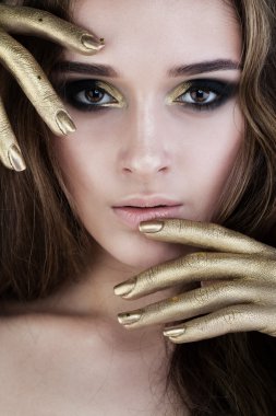 Sevimli kadın. Makyaj. Yüz portre