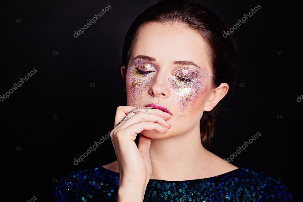 glitter till ansiktet glitter till ansiktet
