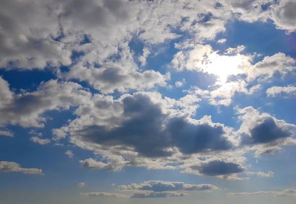 Blauer Hintergrund Der Skyline Schöner Himmel Mit Wolken — Stockfoto
