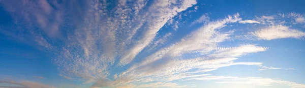 Cielo Natural Nubes Hermoso Azul Blanco Textura Fondo — Foto de Stock