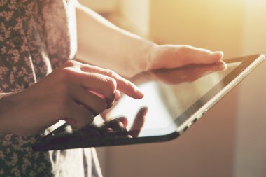 Dijital tablet pc tutan eller 